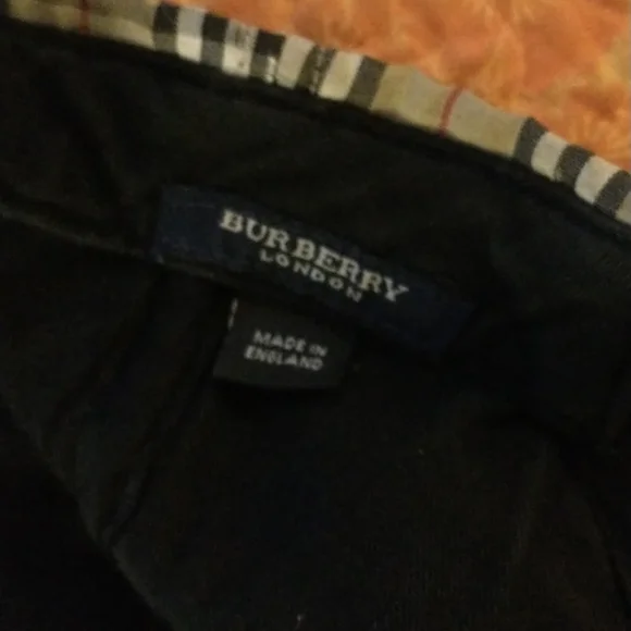 AUTHENTIC  Burberry Cap/ Free Bonus Leggings. 2F587796-3DB0-431E-8F71-  main image 4